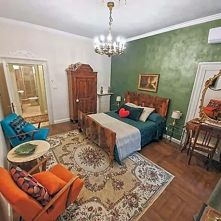 Mva Madama Aparments Hotel 4*